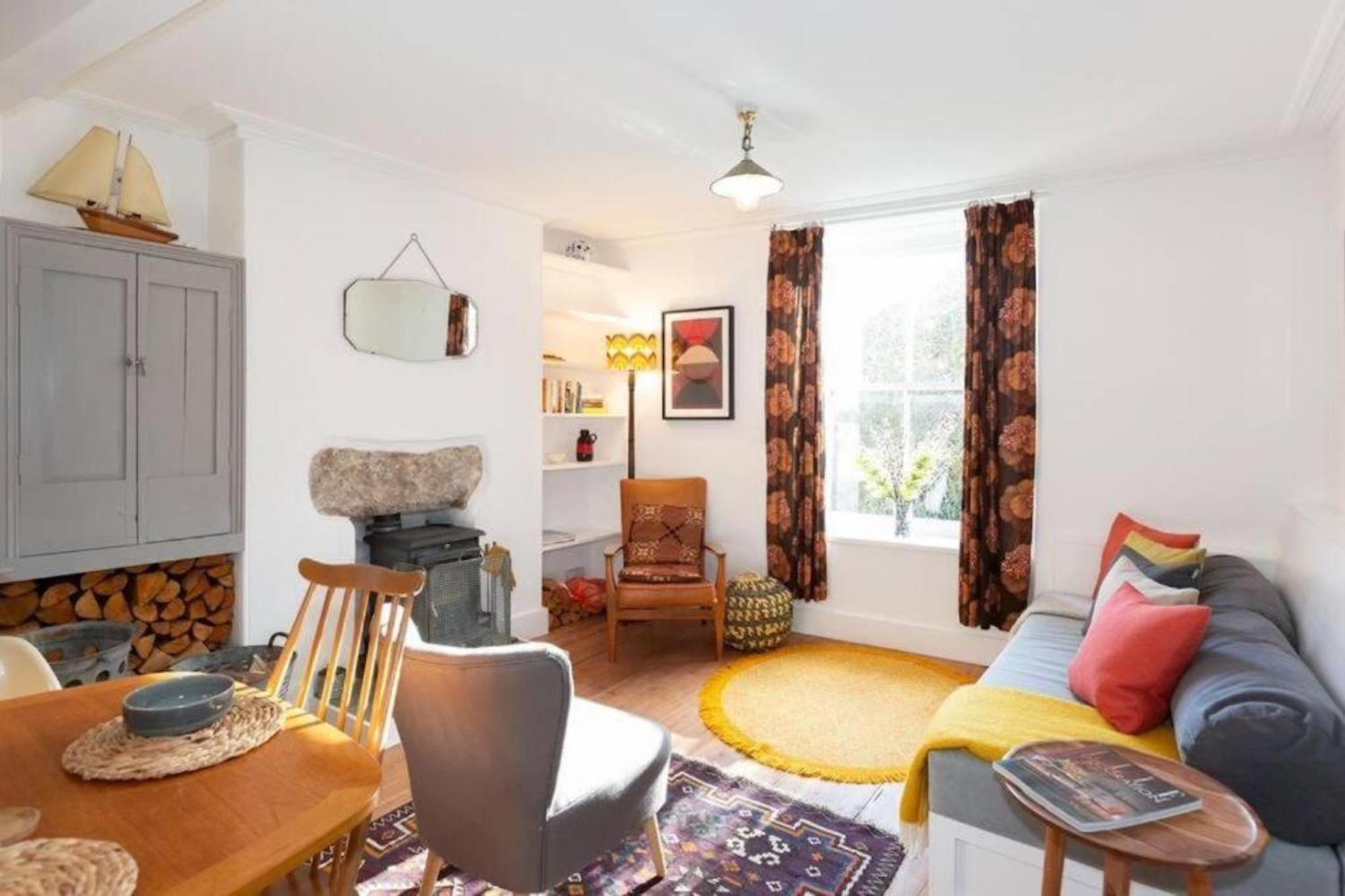 Janies Cottage~ Mousehole~Eclectic Interiors & Vintage Charm 外观 照片